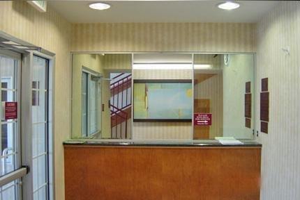 Hometown Inn & Suites Шерервилл Интерьер фото